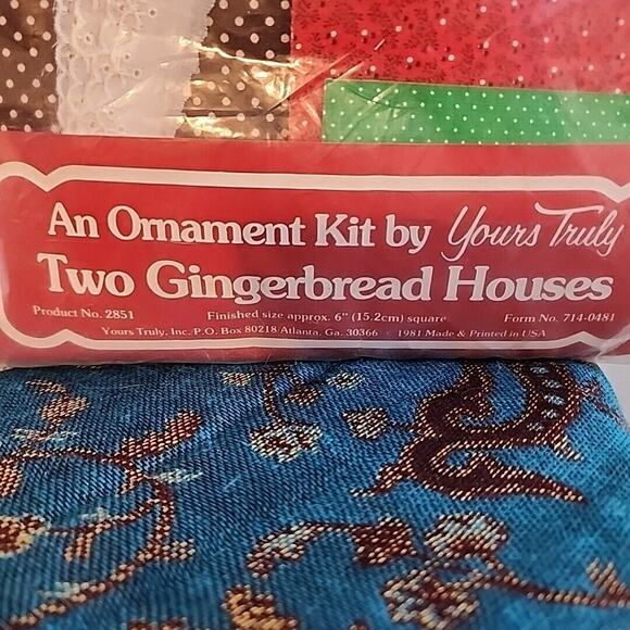 Vtg New Gingerbread House Ornament Kit Yours Truly 1981 Made In USA 6 Inches - Picture 5 of 5
